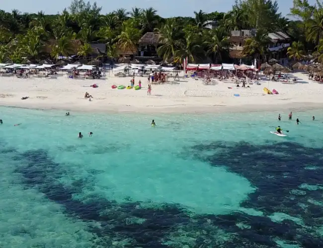 An optional beach club lunch after the Cobá tour